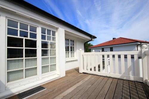 Balcony/terrace, Residenz am Klunderberg by Rujana in Ostseebad Binz Balcony/terrace, Residenz am Klunderberg by Rujana in Ostseebad Binz
