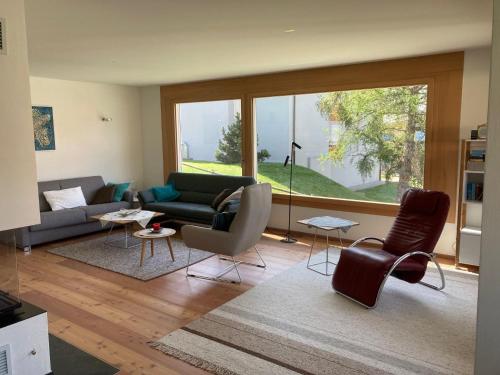 Curvér 3002 Ir Apart Irene (Curver 3002 Ir Apart Irene) in 蘭奇蘭茲 Curvér 3002 Ir Apart Irene (Curver 3002 Ir Apart Irene) in 蘭奇蘭茲