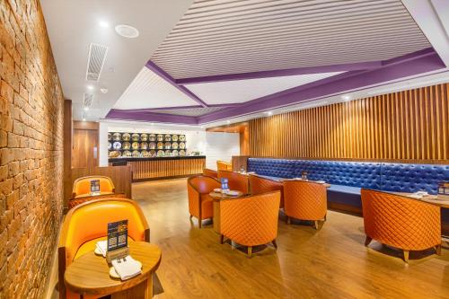 パブ/ラウンジ, Golden Tulip Jalandhar in ジャランダール パブ/ラウンジ, Golden Tulip Jalandhar in ジャランダール