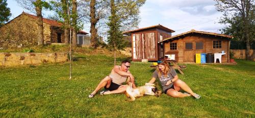 Kert, Albergue La Senda in Santa Colomba De Somoza Kert, Albergue La Senda in Santa Colomba De Somoza