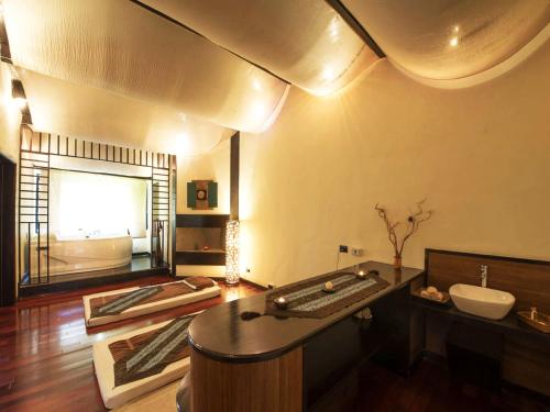 Massage, Hotel Soleil La Antigua in Antigua Guatemala Massage, Hotel Soleil La Antigua in Antigua Guatemala