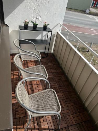 Terraza/balcón, Kemi CITY III near snowcastle, premium 2 rooms , kitchen , glazed balcony, FREE private parking in Kemi Terraza/balcón, Kemi CITY III near snowcastle, premium 2 rooms , kitchen , glazed balcony, FREE private parking in Kemi