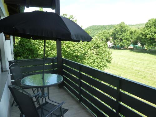 Balcony/terrace, Ferienwohnung zur Altmuhl in Pappenheim (Bavaria) Balcony/terrace, Ferienwohnung zur Altmuhl in Pappenheim (Bavaria)