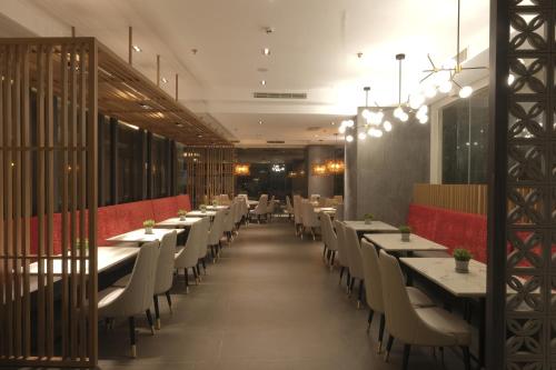 レストラン, ホテル アンドレア (The Hotel Andrea) in カウアヤン レストラン, ホテル アンドレア (The Hotel Andrea) in カウアヤン