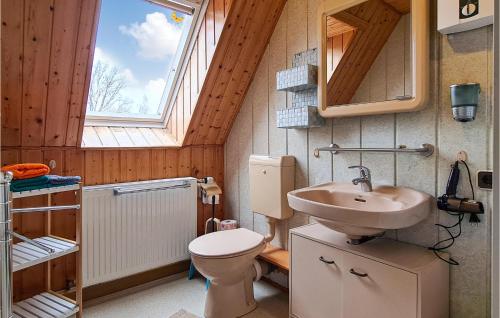 Bathroom, Nice apartment in Herrnhut OT Ruppersdor with WiFi and 1 Bedrooms in Herrnhut Bathroom, Nice apartment in Herrnhut OT Ruppersdor with WiFi and 1 Bedrooms in Herrnhut