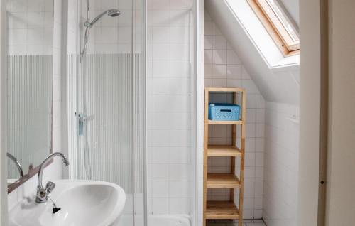 Bathroom, Holiday home Den Oever IV in Den Oever Bathroom, Holiday home Den Oever IV in Den Oever