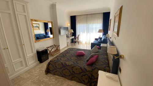Capri Bougainville Luxury Boutique Hotel in اناكابري Capri Bougainville Luxury Boutique Hotel in اناكابري