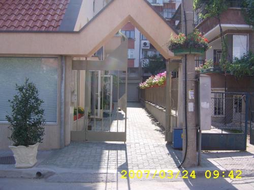 Entrada, Guest House Diel in Veliko Tarnovo City Center Entrada, Guest House Diel in Veliko Tarnovo City Center