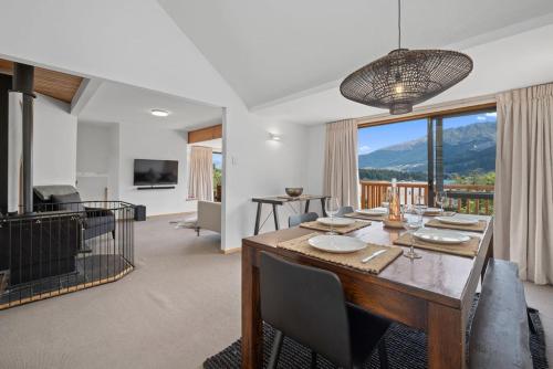 Facilities, Lakehouse - Water taxi to Queenstown! in Kelvin Heights Facilities, Lakehouse - Water taxi to Queenstown! in Kelvin Heights