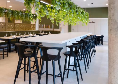 حانة/استراحة, Leonardo Hotel Manchester Piccadilly in مانشستر حانة/استراحة, Leonardo Hotel Manchester Piccadilly in مانشستر