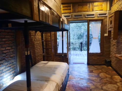 The Boat Homestay and Spa in Balige The Boat Homestay and Spa in Balige