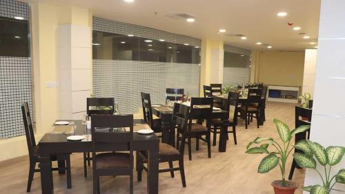 Restaurant, Click Hotel Transport Nagar near Chaudhary Charan Singh International Airport Restaurant, Click Hotel Transport Nagar near Chaudhary Charan Singh International Airport