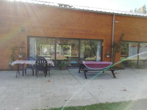 Florennes Gîte neuf 150 M2 devant un grand lac privé de 2 hectares poissonneux au milieu des bois (Florennes Gite neuf 150 M2 devant un grand lac prive de 2 hectares poissonneux au milieu des bois) in Florennes Florennes Gîte neuf 150 M2 devant un grand lac privé de 2 hectares poissonneux au milieu des bois (Florennes Gite neuf 150 M2 devant un grand lac prive de 2 hectares poissonneux au milieu des bois) in Florennes