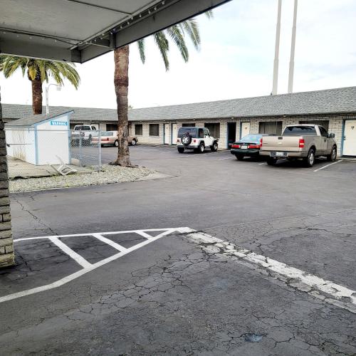 Economy inn in Corning (CA) Economy inn in Corning (CA)