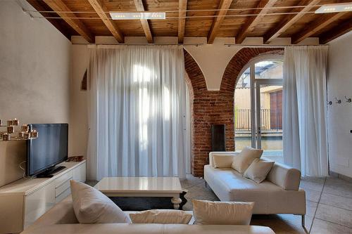 This photo about Villa Maggie shared on HyHotel.com