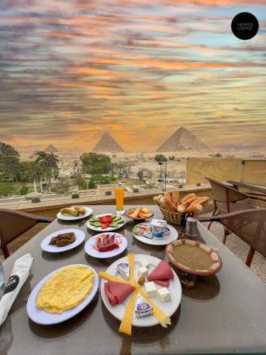 Restaurant, Giza Pyramids View Inn in Gizeh Restaurant, Giza Pyramids View Inn in Gizeh