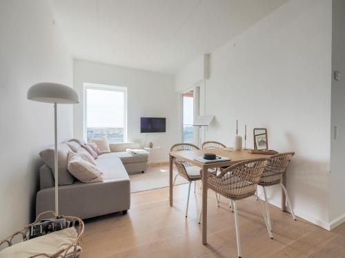 New Danish Design flat - 10 minutes to city centre