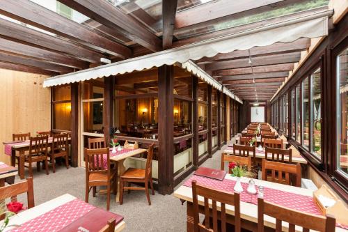 Restaurant, Schlossrestaurant Neuschwanstein in Schwangau Restaurant, Schlossrestaurant Neuschwanstein in Schwangau