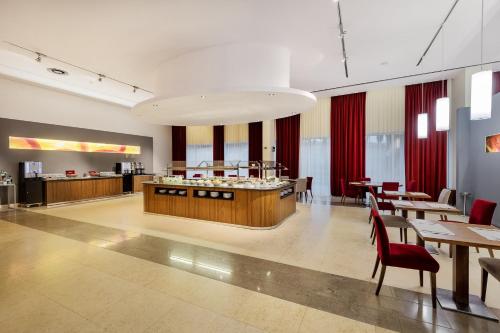 Étterem, Lagoas Park Hotel in Oeiras Étterem, Lagoas Park Hotel in Oeiras