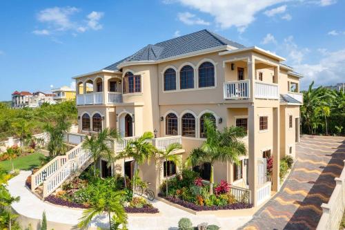 Vista exterior, Villa De-Luxe Paradise in Discovery Bay Vista exterior, Villa De-Luxe Paradise in Discovery Bay