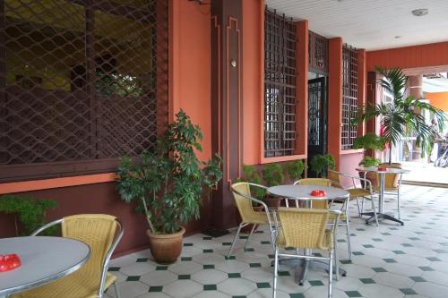 Comoditats, Hotel Joffre in Toamasina Comoditats, Hotel Joffre in Toamasina