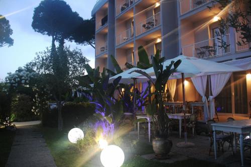 Buitenkant, Hotel Bijou in Forte Dei Marmi Buitenkant, Hotel Bijou in Forte Dei Marmi
