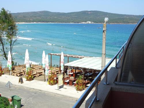 Dobrevi Guest House in Пріморско Dobrevi Guest House in Пріморско