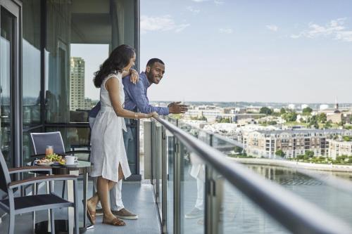 Balkong/terasse, Four Seasons Hotel Baltimore in Jonestown Balkong/terasse, Four Seasons Hotel Baltimore in Jonestown