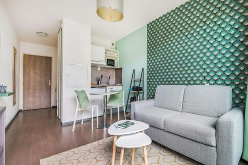 Superbe studio terrasse proche Bordeaux in Talence Superbe studio terrasse proche Bordeaux in Talence