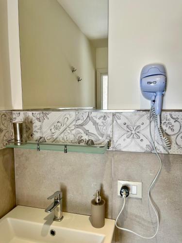 Bathroom, B&B 'Degli Artisti' in Magliano Sabina Bathroom, B&B 'Degli Artisti' in Magliano Sabina