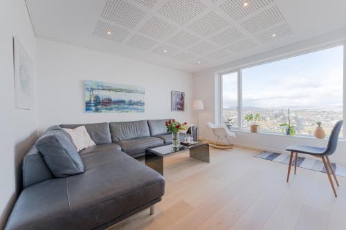 נוף, What a View / Sea & City View / Luxurious / Hiking in Argir נוף, What a View / Sea & City View / Luxurious / Hiking in Argir