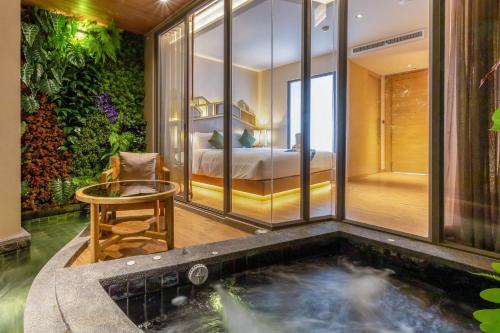 Hot tub, W1@Bangkoknoi in Nonthaburi Hot tub, W1@Bangkoknoi in Nonthaburi