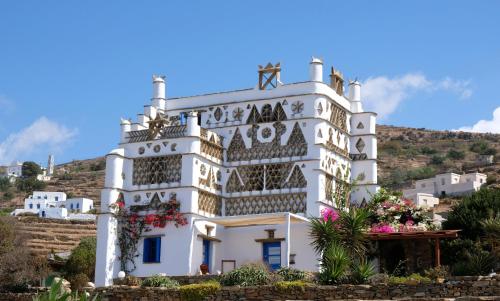 Tinos Habitart in ไทโนซ Tinos Habitart in ไทโนซ