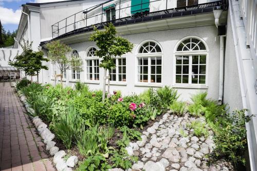 Kert, Blommenhof Hotel in Nyköping Kert, Blommenhof Hotel in Nyköping