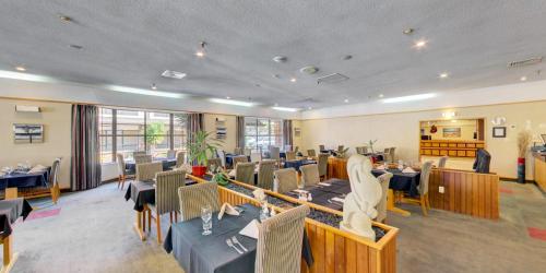 Restaurant, Distinction Whangarei Hotel & Conference Centre in Whangarei Restaurant, Distinction Whangarei Hotel & Conference Centre in Whangarei