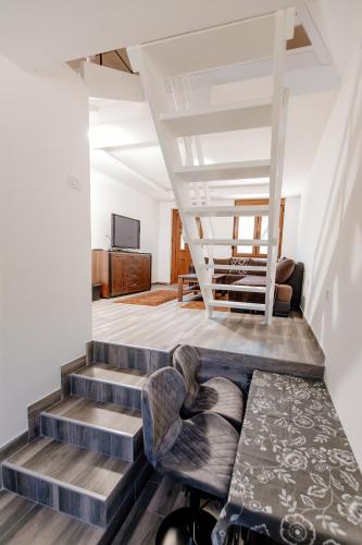 Bungalow Holiday in Pluzine Bungalow Holiday in Pluzine