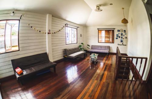 NITRO HOUSE Hostel in Mae Haad NITRO HOUSE Hostel in Mae Haad