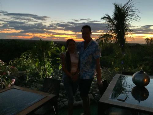 Tropical hideaway on Mango farm overlooking Sierra mountains in Dingalan Tropical hideaway on Mango farm overlooking Sierra mountains in Dingalan