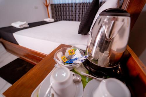 餐飲選擇, 莉由納海灘酒店 (Liyonaa Beach Hotel) in 亭可馬里 餐飲選擇, 莉由納海灘酒店 (Liyonaa Beach Hotel) in 亭可馬里