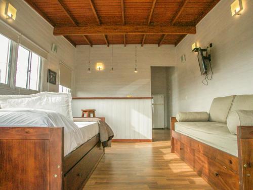 El Diablo y el Mar in Punta Del Diablo El Diablo y el Mar in Punta Del Diablo