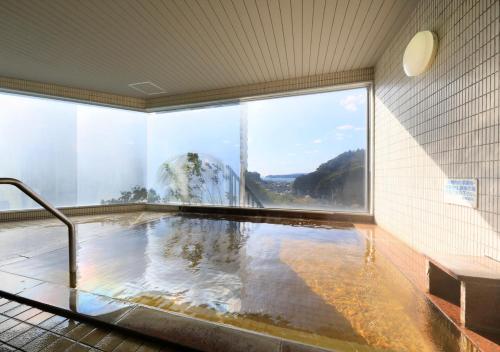 Hot spring bath, Katsuura Hilltop Hotel & Residence in Onjuku Hot spring bath, Katsuura Hilltop Hotel & Residence in Onjuku