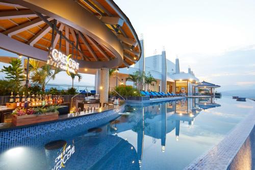 Bar/lounge, Da Nang - Mikazuki Japanese Resorts and Spa near Xuan Thieu Beach Bar/lounge, Da Nang - Mikazuki Japanese Resorts and Spa near Xuan Thieu Beach