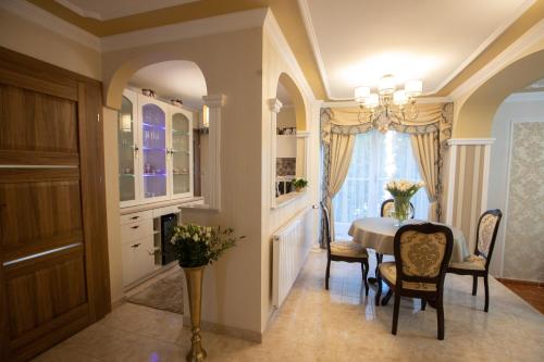 Bükki Villa (Bukki Villa) in บุคเซค Bükki Villa (Bukki Villa) in บุคเซค