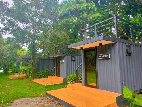 Kaliraya Surf Kamp by Eco Hotels