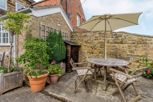 Exterior view, Blinkbonny in Glaisdale Exterior view, Blinkbonny in Glaisdale