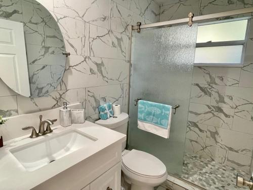 Perfect Family Vacation House with Private Pool in Jupiter (FL) Perfect Family Vacation House with Private Pool in Jupiter (FL)
