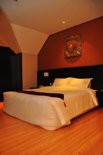 Tat Place Hotel in Kuala Belait Tat Place Hotel in Kuala Belait