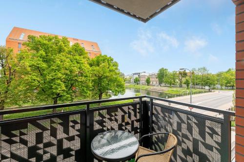 Varanda/terraço, Dwie Motławy Riverside & City Center by Downtown Apartments (Dwie Motlawy Riverside & City Center by Downtown Apartments) in Velho Subúrbio Varanda/terraço, Dwie Motławy Riverside & City Center by Downtown Apartments (Dwie Motlawy Riverside & City Center by Downtown Apartments) in Velho Subúrbio