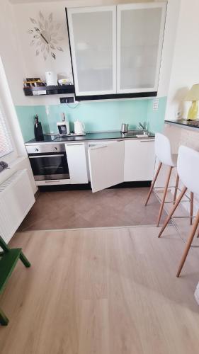 Kitchen, Bastien Studio near Airport in Zličín Kitchen, Bastien Studio near Airport in Zličín