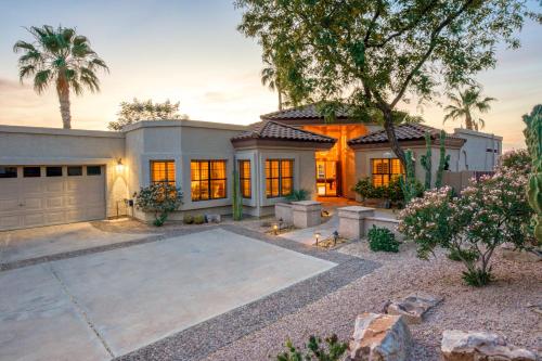 Red Mountain Ranch in Cachet at Las Sendas Red Mountain Ranch in Cachet at Las Sendas